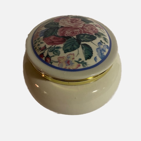 Vintage 1998 PS Limited Edition Oval Jewelry Music Trinket Box Case SEE> - Picture 4 of 12